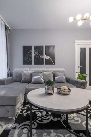 Апартаменты Dandelion apartment in the heart of Kaunas Каунас Апартаменты с 1 спальней-24